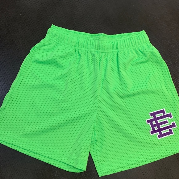 Eric Emanuel Basic Short - Picture 2 of 2